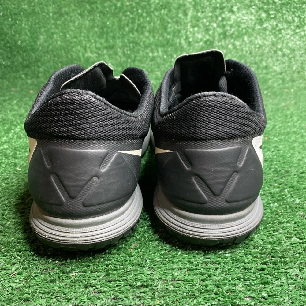 NIKE FS LITE RUN 2 MEN'S ATHLETIC SHOES‎ PANDA BLACK WHITE SIZE 13